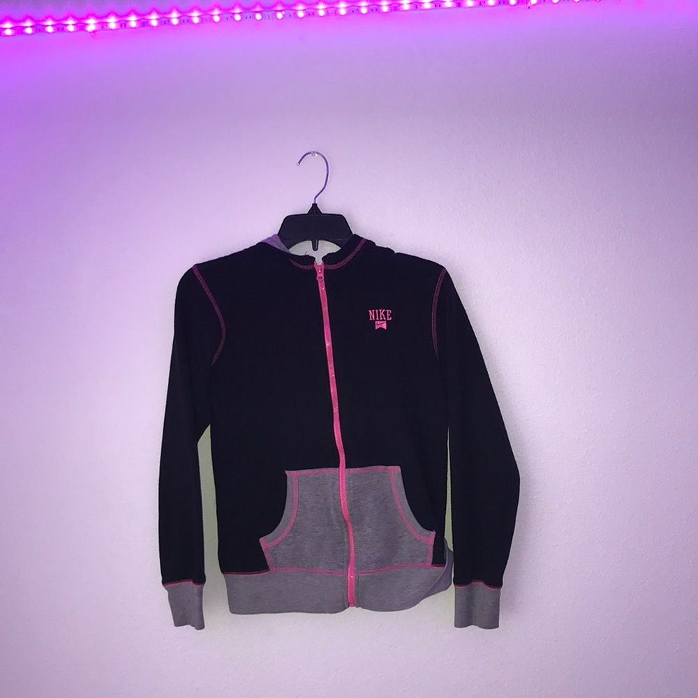 nike sweater